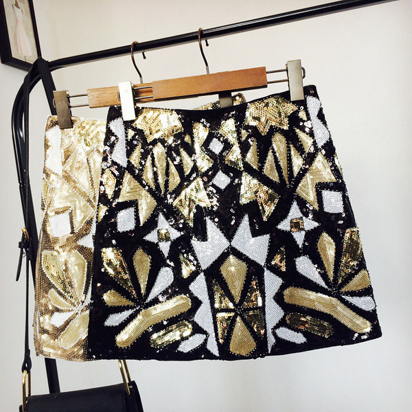 Актуална дамска пола с цветни пайети и висока талия 