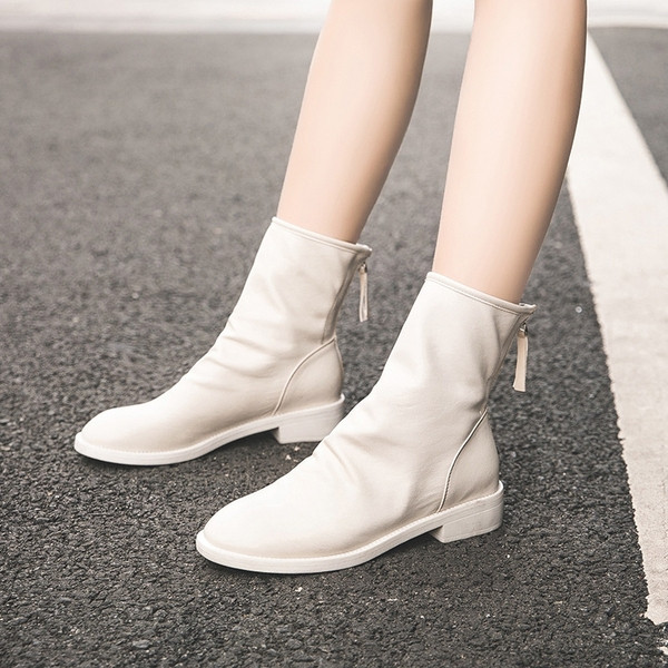 Ежедневни дамски боти с цип в бежов и черен цвят