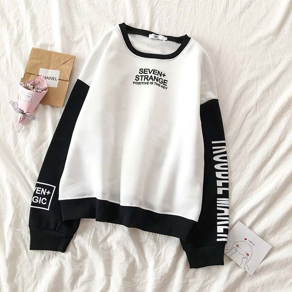 Bluză casual de damă în două culori cu mâneci lungi și inscripții