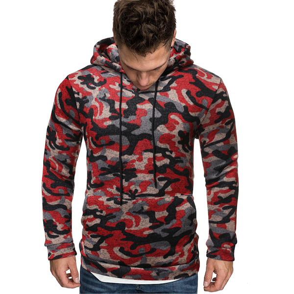 Hanorac pentru bărbați cu model de camuflaj și glugă în roșu