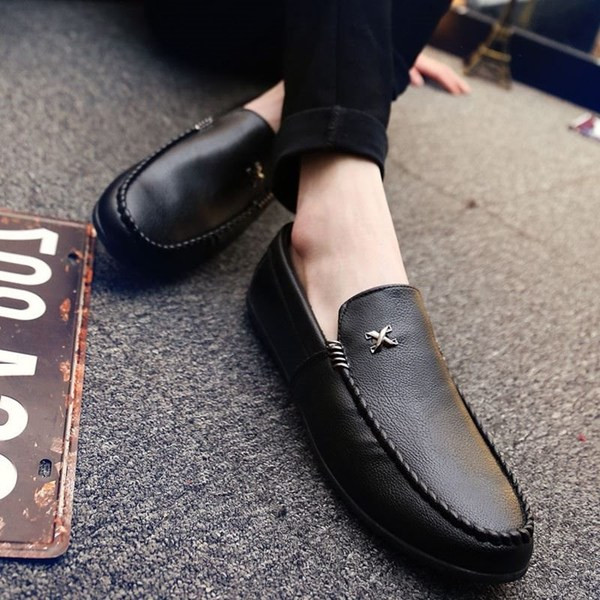 Mocasini barbati din piele in trei culori