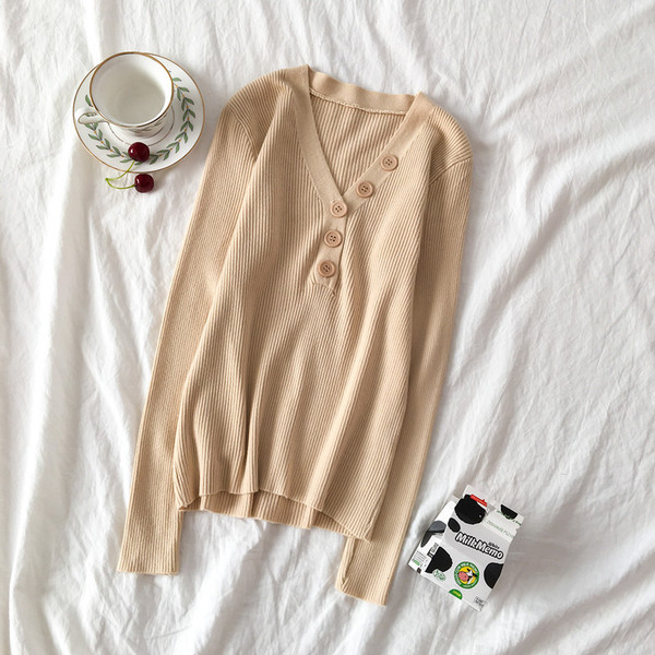 Bluza de dama in mai multe culori cu decolteu in V si nasturi