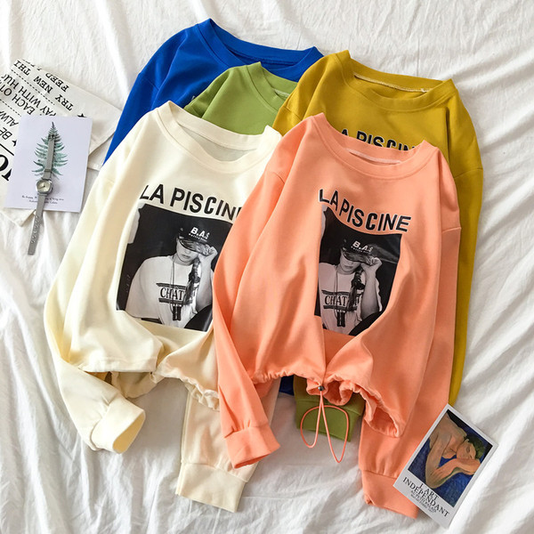 Bluza de dama in cinci culori cu aplicatie si cravate