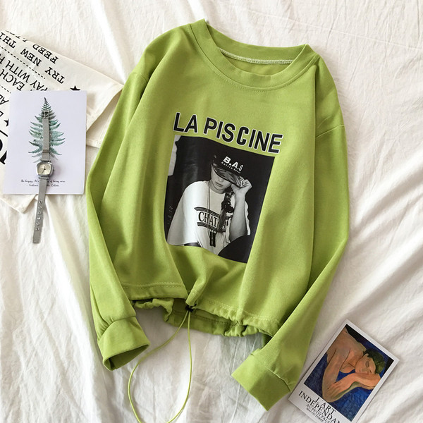 Bluza de dama in cinci culori cu aplicatie si cravate