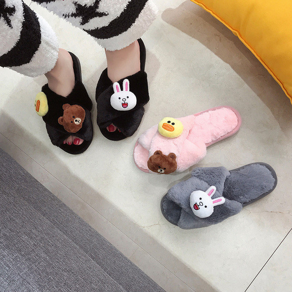 Papuci dama cu decor 3D in diferite culori