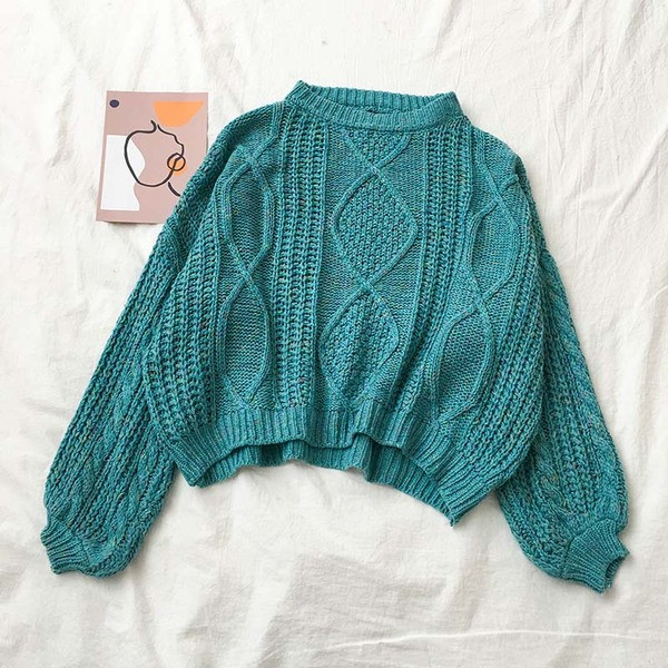 Pulover de dama in trei culori cu decolteu oval si maneci lungi