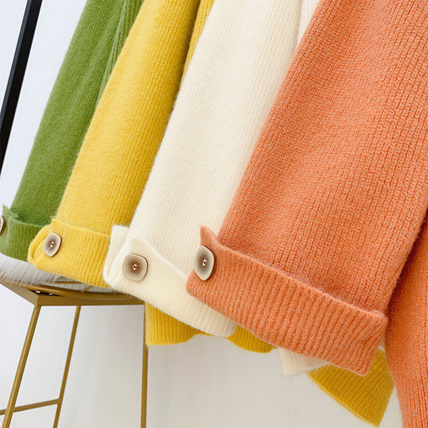 Pulover de dama cu decolteu spitz in mai multe culori