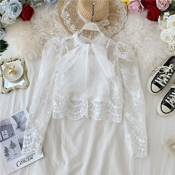 Camasa scurta de dama eleganta cu dantela si panglica in trei culori