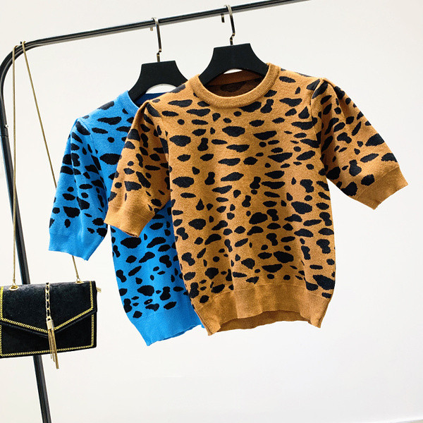 Bluză de damă de ultimă generație cu mâneci scurte și model animal