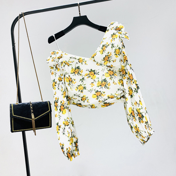 Bluza moderna dama - model scurt si model floral