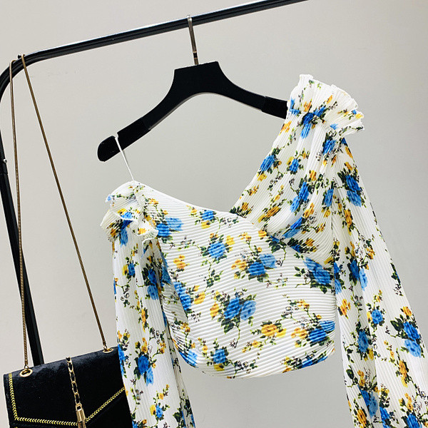 Bluza moderna dama - model scurt si model floral