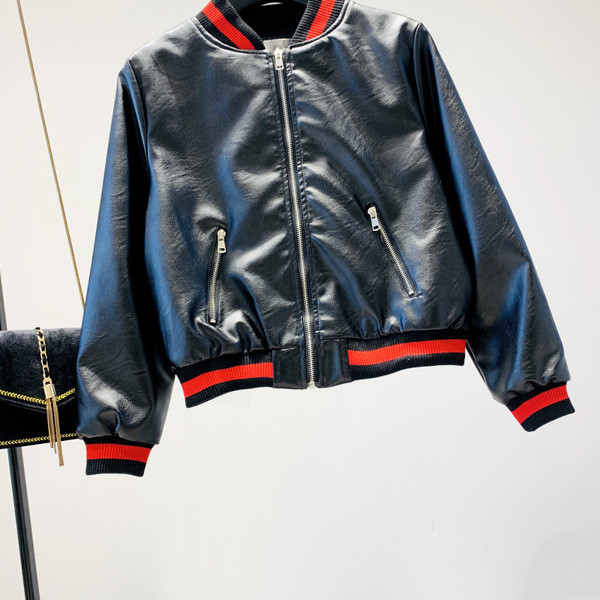 Geaca casual dama din piele cu broderie colorata