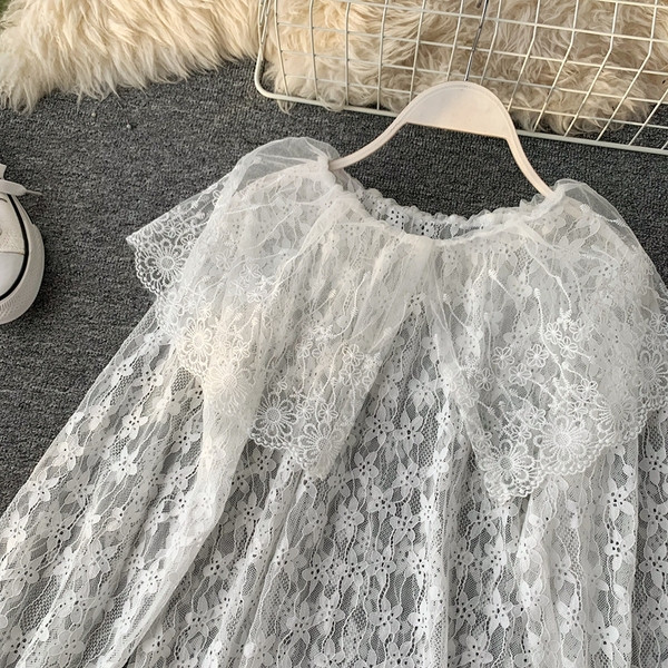 Bluza de dama moderna din dantela de culoare alb si negru