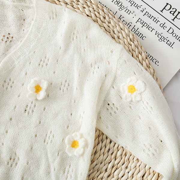 Cardigan de damă cu flori 3D în alb