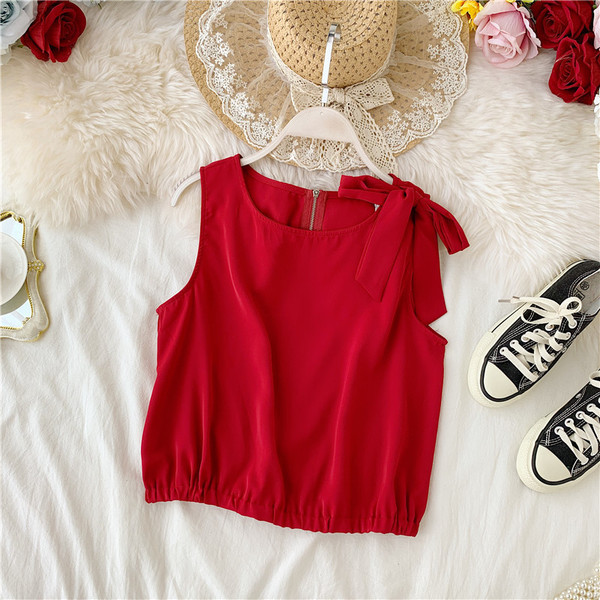 Női felső szalaggal és cipzárral több színben