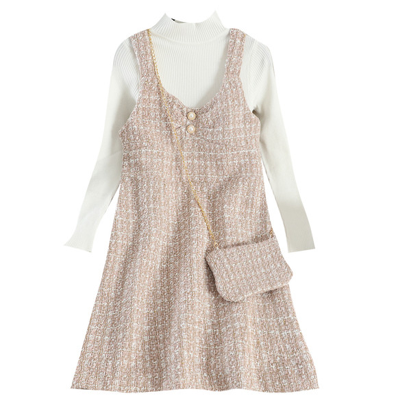 Γυναικείο σετ για το φθινόπωρο  που περιλαμβάνει  πουλόβερ και φόρεμα σε δύο χρώματα