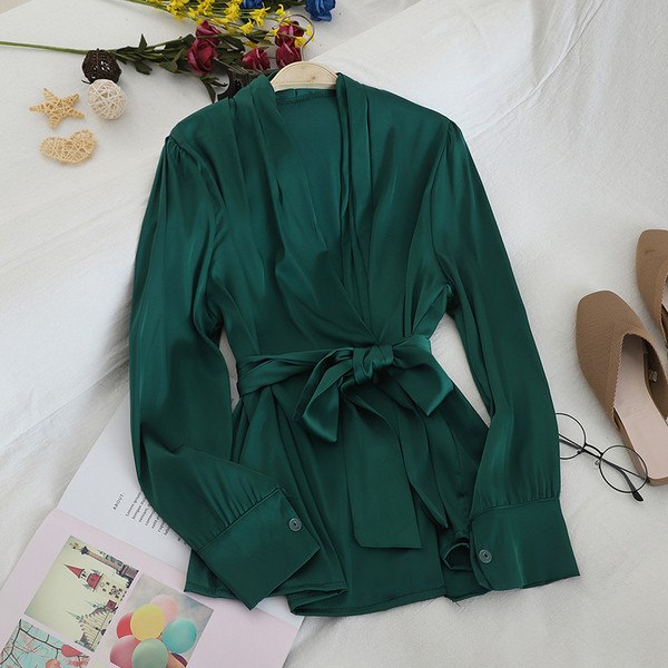 Stílusos női ing övvel, négy színben