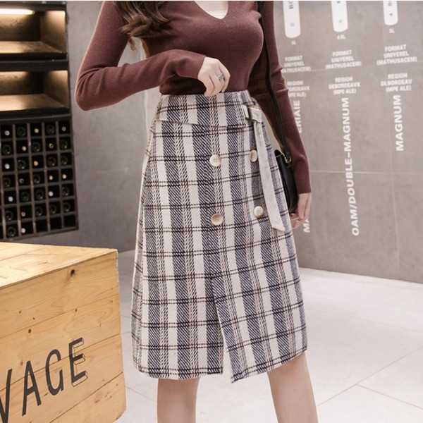 Modern női szoknya magas derékkal - szabású modellel