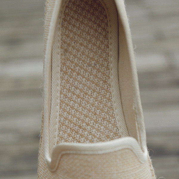 Napi női espadrillek fekete és bézs színben