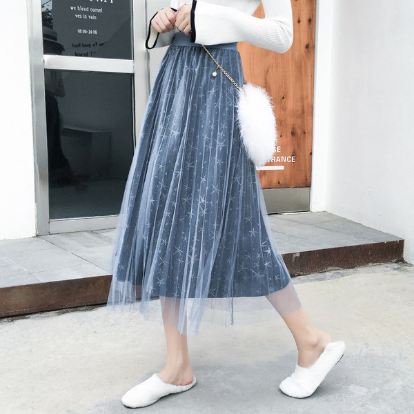 Modern, fényes hatású női szoknya három színben