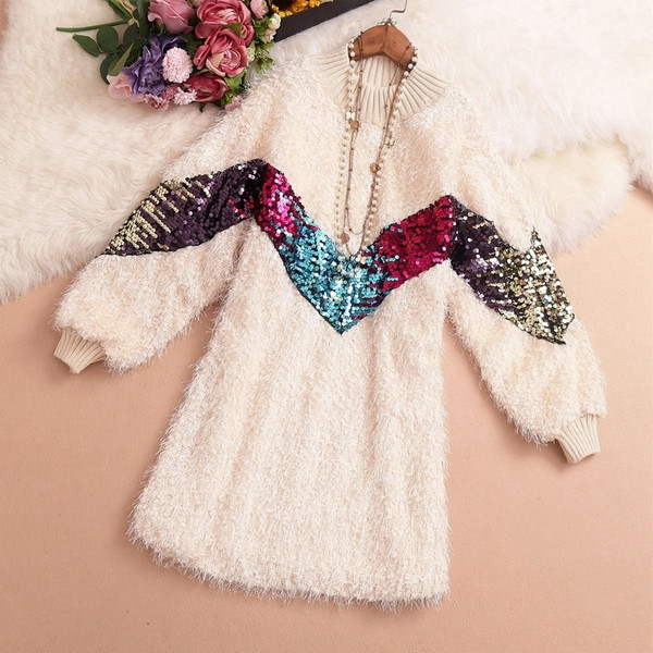 Modern női téli ruha hosszú ujjal és flitterekkel három színben