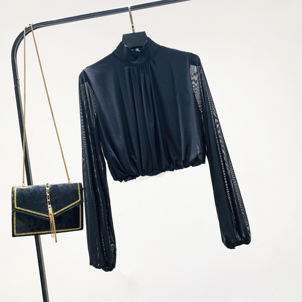 Stílusos női blúz - rövid modell fehér és fekete színben