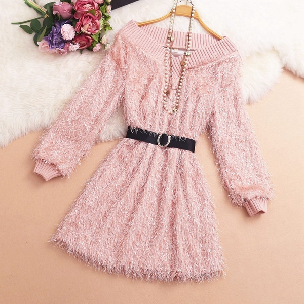 Modern női ruha csupasz váll és hosszú ujjú három színben