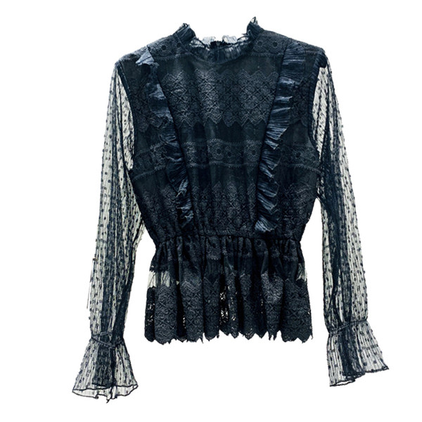 Női csipkeblúz kerek nyakkivágással, fekete-fehér színben