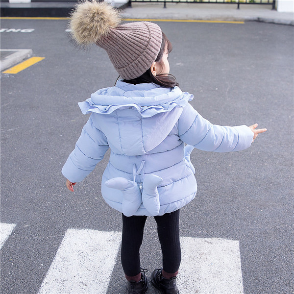 Új modell gyerekkabát lányoknak három színben kapucnival és 3D elemekkel