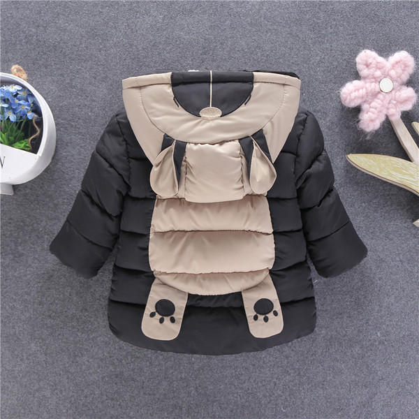 Modern gyerek kabát fiúknak három színben 3D elemekkel