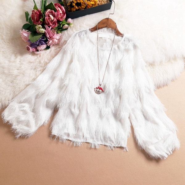 Stílusos női blúz bojttal és hosszú ujjú, különböző színekben