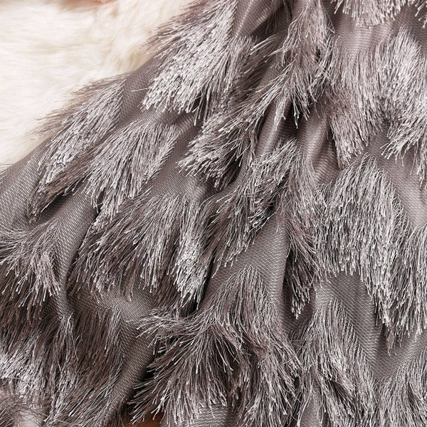 Stílusos női blúz bojttal és hosszú ujjú, különböző színekben