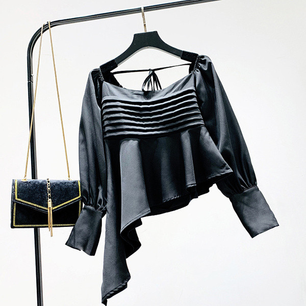 Modern női blúz - fekete színű aszimmetrikus modell