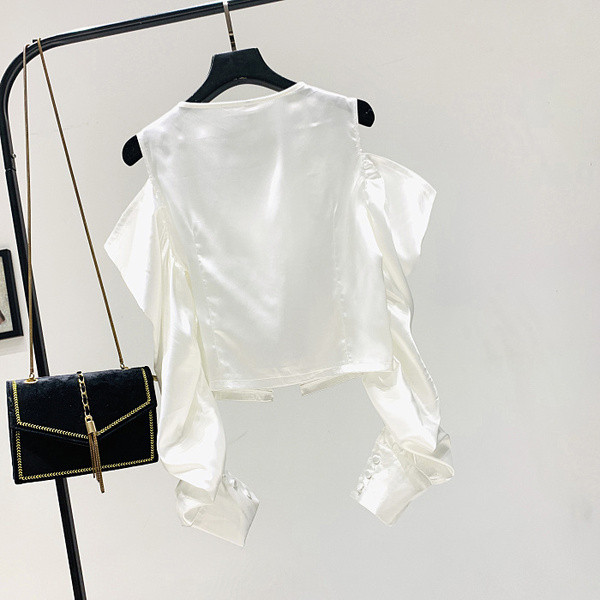 Csupasz vállú női ing - rövid fekete-fehér modell