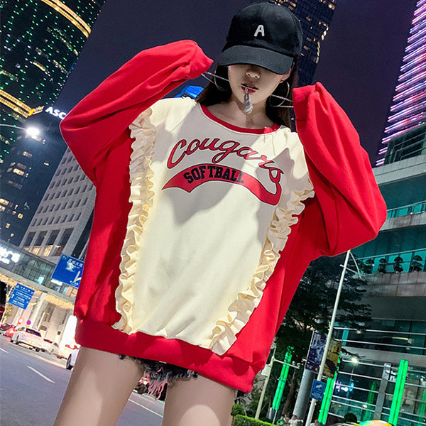 Alkalmi női blúz színes rátéttel, piros és fehér színben