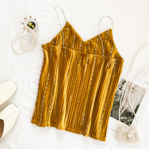 Stílusos női felső, vékony pántokkal, fényes hatással több színben