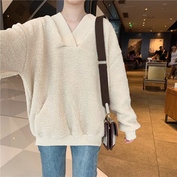 Női puha blúz széles modell két színben