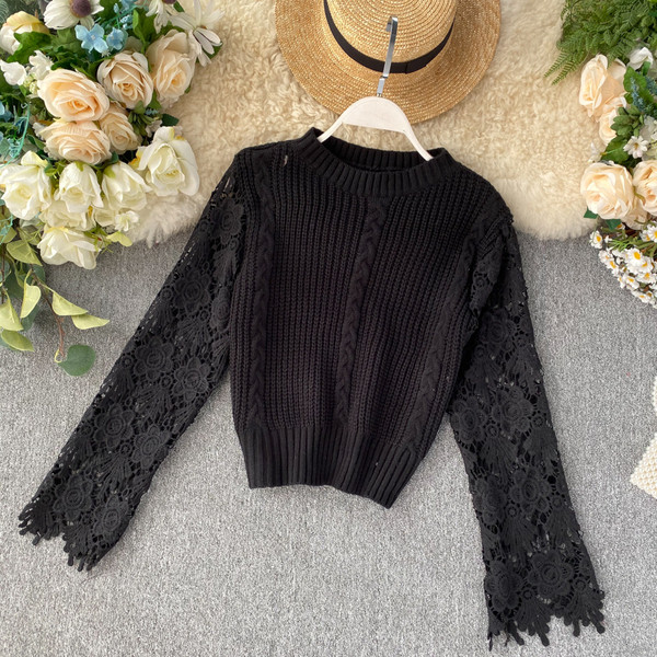 Modern női pulóver csipkeujjal, többféle színben