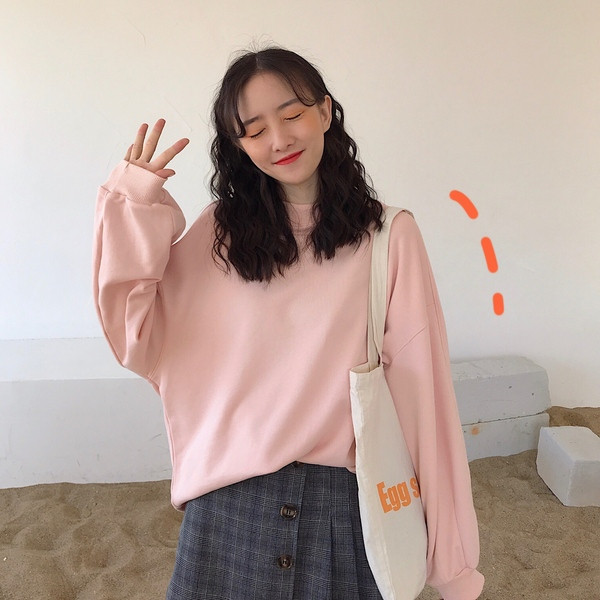 Női hosszú, széles blúz három színben, ovális nyakkivágással