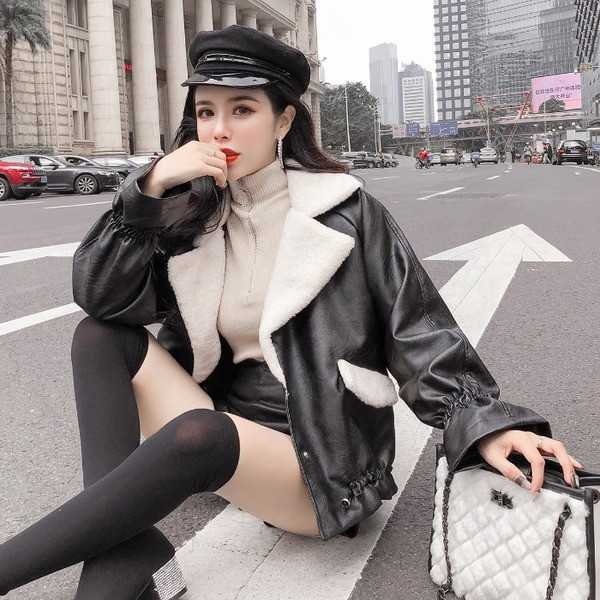 Új modell női bőrkabát puha béléssel, fekete színben