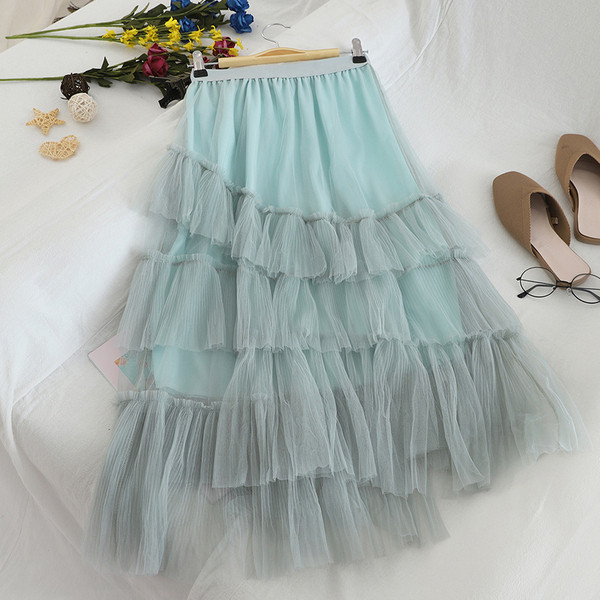 Hosszú női szoknya szabású modell tüll és magas derékkal