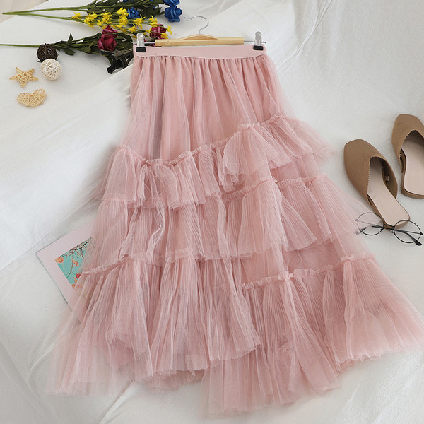 Hosszú női szoknya szabású modell tüll és magas derékkal