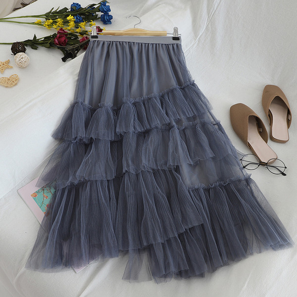 Hosszú női szoknya szabású modell tüll és magas derékkal