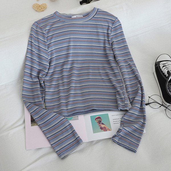 Lezser női blúz több színben, hosszú ujjal és ovális nyakkivágással