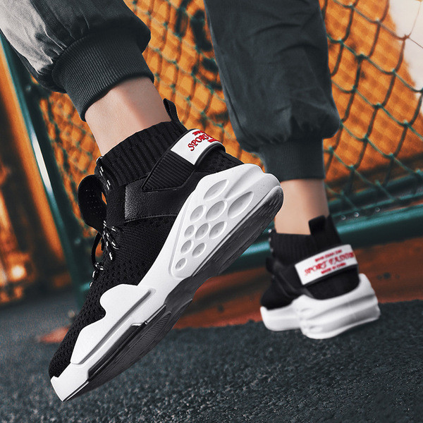 Férfi tornacipő ÚJ modell fűzővel és vastag talppal, két színben