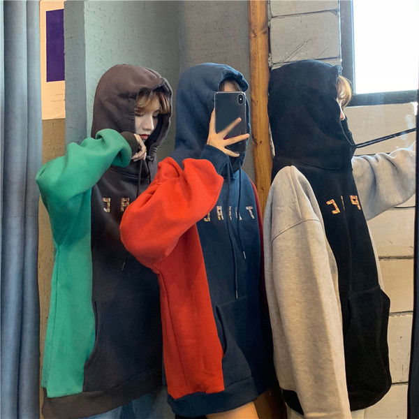 Hosszú, széles női pulóver három színben kapucnival