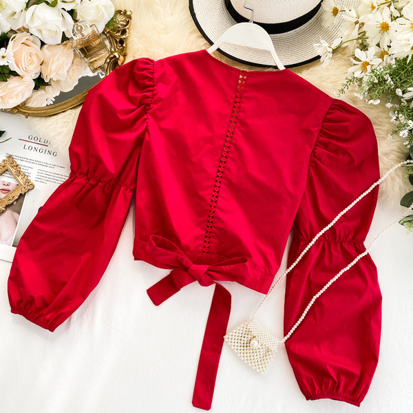 Modern női ing spitz nyakkivágással, négy színben