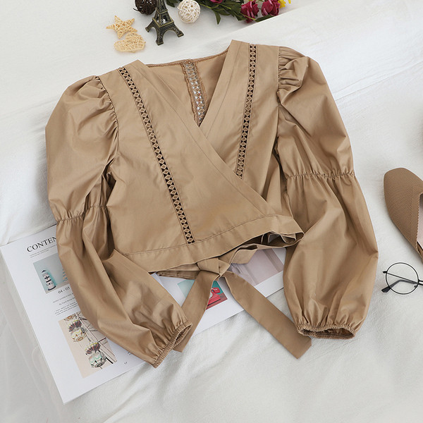 Női blúz négy színben megkötős V-nyakú