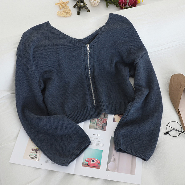 Női blúz több színben cipzárral és V-nyakkal