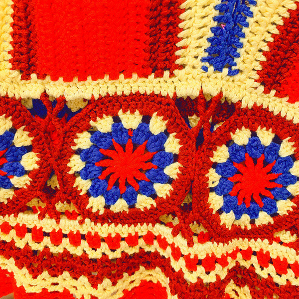 Modern női kötött felső vékony pántokkal